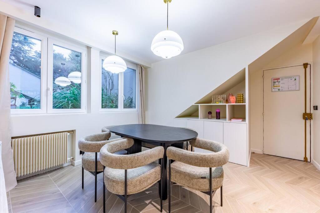 New Spacious 4 Star Family In Chic 16th District Apartment